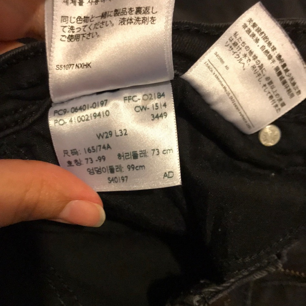 Levi’s - Picture 5 of 5
